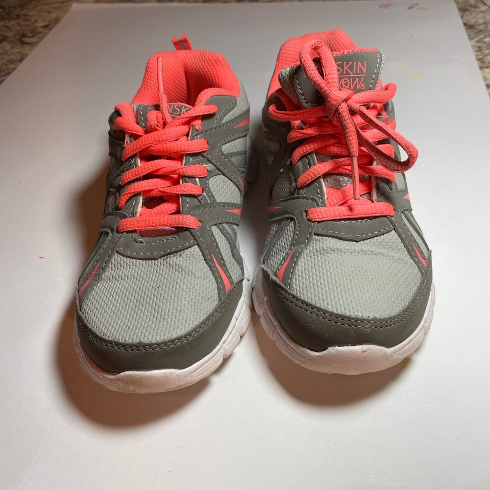 SALE-Danskin Sneakers ( Girls) size 1